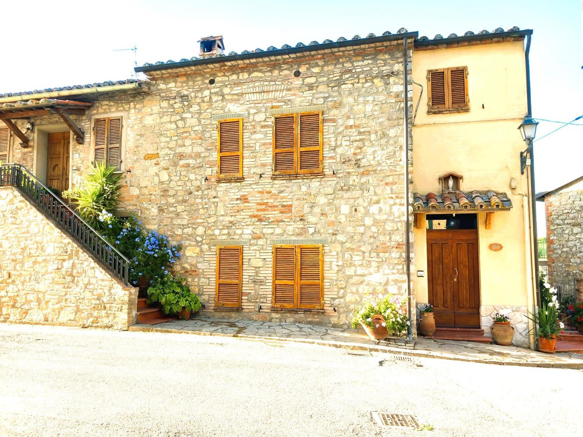 Gasthaus Borgo San Savino Exterior foto